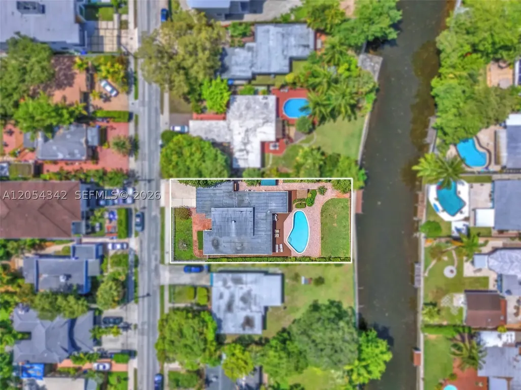 800 SW 8th Terrace Fort Lauderdale FL 33315