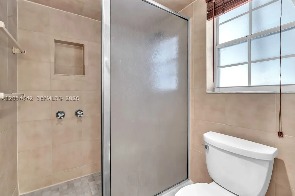 800 SW 8th Terrace Fort Lauderdale FL 33315