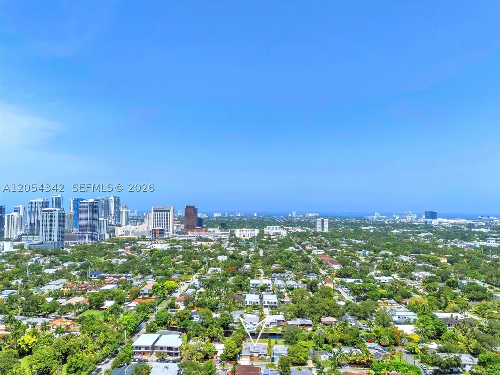 800 SW 8th Terrace Fort Lauderdale FL 33315