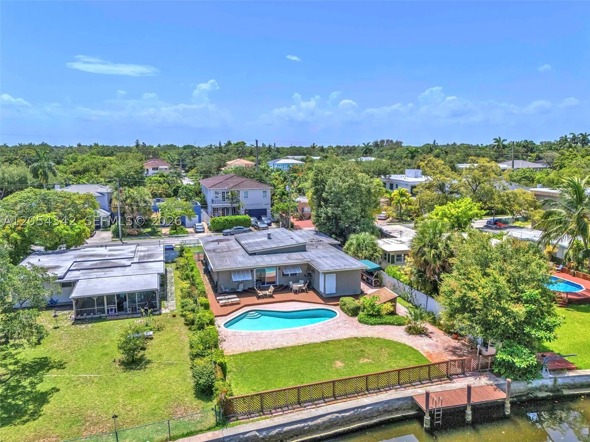 800 SW 8th Terrace Fort Lauderdale FL 33315