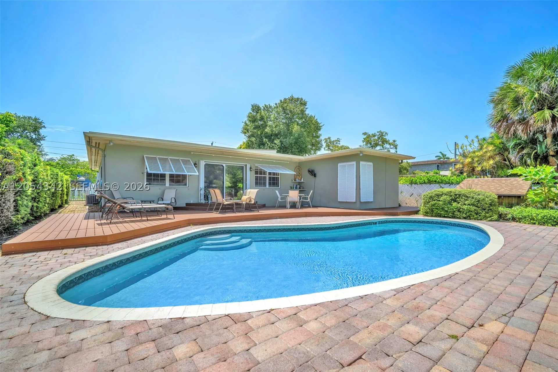 800 SW 8th Terrace Fort Lauderdale FL 33315