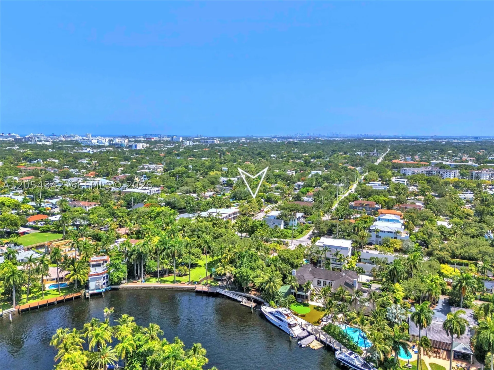 800 SW 8th Terrace Fort Lauderdale FL 33315