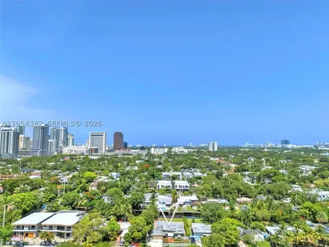 800 SW 8th Terrace Fort Lauderdale FL 33315
