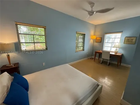 1525 Pennsylvania Avenue Miami Beach FL 33139