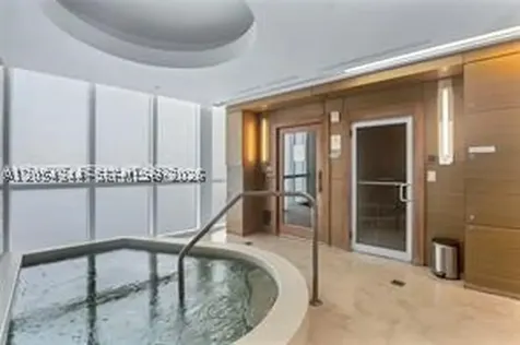 18201 Collins Avenue Sunny Isles Beach FL 33160