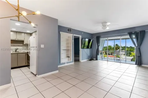 3000 NE 16th Avenue Oakland Park FL 33334