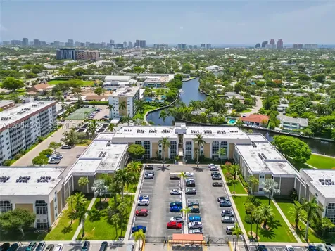 3000 NE 16th Avenue Oakland Park FL 33334