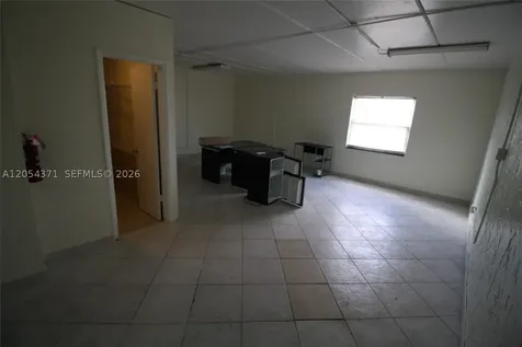 2103 SW 59th Terrace West Park FL 33023
