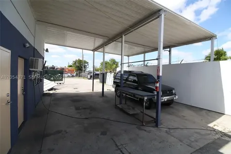 2103 SW 59th Terrace West Park FL 33023