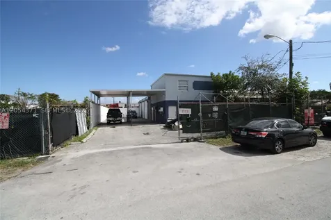 2103 SW 59th Terrace West Park FL 33023