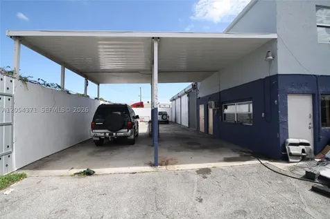 2103 SW 59th Terrace West Park FL 33023