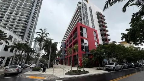 90 NE 32nd Avenue Miami FL 33137