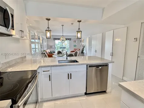 855 Euclid Avenue Miami Beach FL 33139