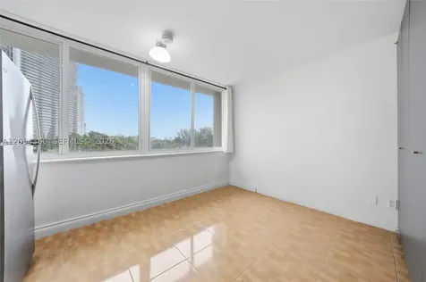19201 Collins Avenue Sunny Isles Beach FL 33160