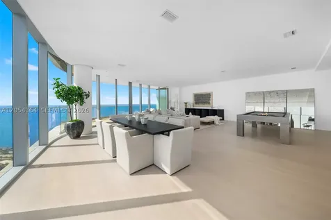 175 SE 25th Road Miami FL 33129