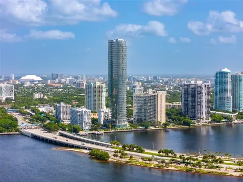 175 SE 25th Road Miami FL 33129