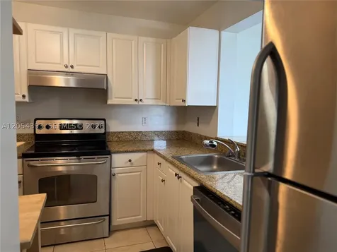 1341 SE 3rd Avenue Dania Beach FL 33004