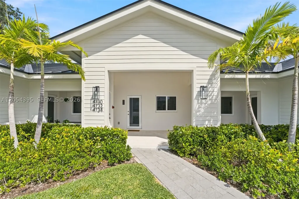 4732 SW 87 Court Miami FL 33165
