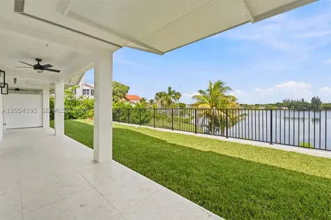 4732 SW 87 Court Miami FL 33165