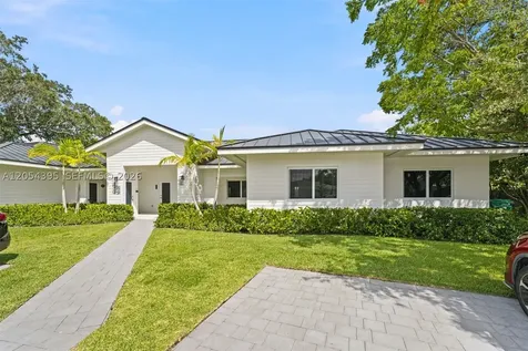 4732 SW 87 Court Miami FL 33165