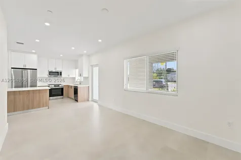 4732 SW 87 Court Miami FL 33165