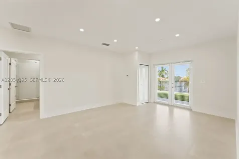 4732 SW 87 Court Miami FL 33165