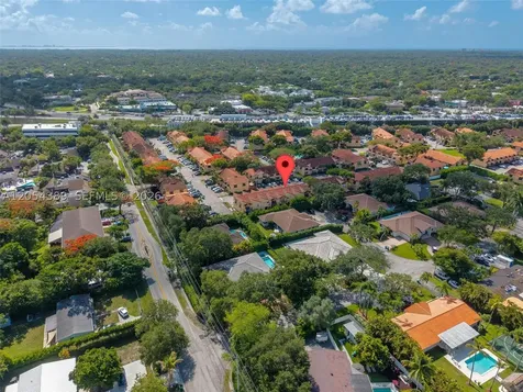 10122 SW 77th Court Miami FL 33156