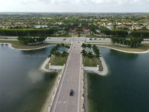 9109 Dupont Place Wellington FL 33414