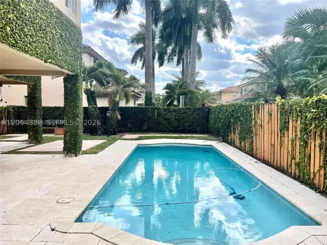 6644 SW 163rd Place Miami FL 33193