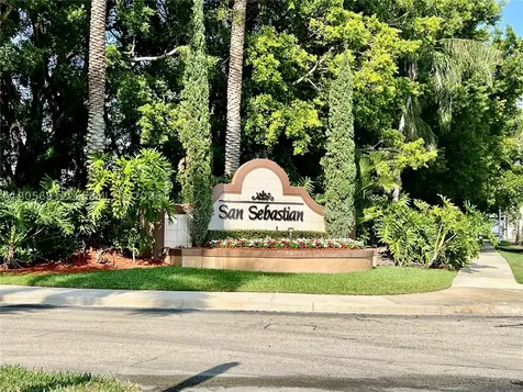 1387 Barcelona Way Weston FL 33327