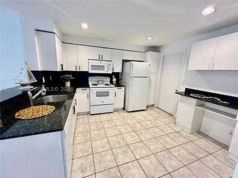 1387 Barcelona Way Weston FL 33327