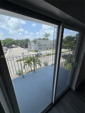13285 NE 6th Avenue North Miami FL 33161