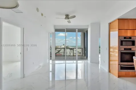 50 S Pointe Drive Miami Beach FL 33139