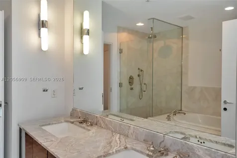 50 S Pointe Drive Miami Beach FL 33139
