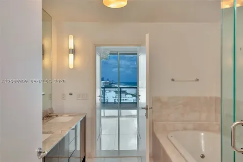 50 S Pointe Drive Miami Beach FL 33139