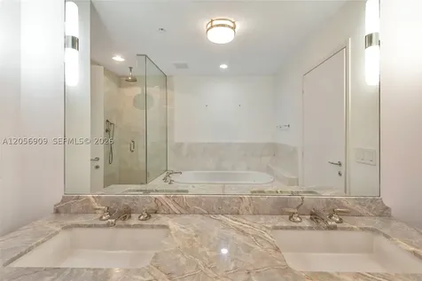 50 S Pointe Drive Miami Beach FL 33139
