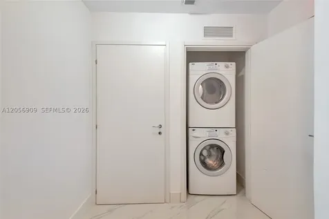 50 S Pointe Drive Miami Beach FL 33139