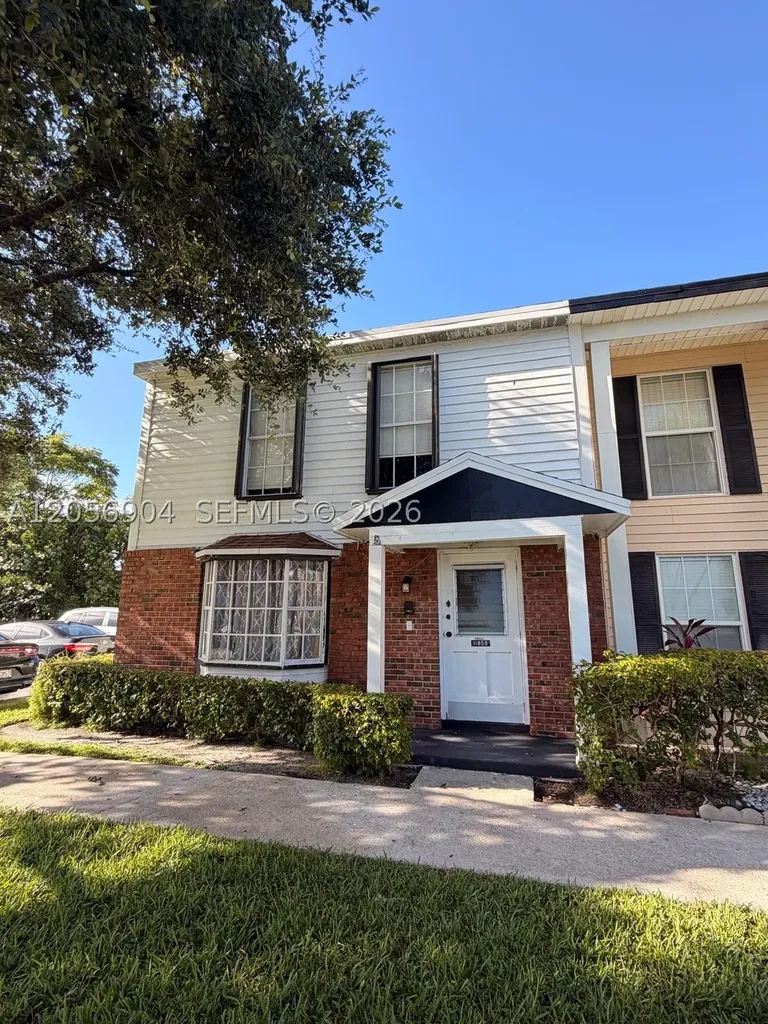 11858 E Brier Patch Court E Wellington FL 33414