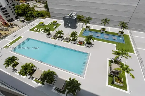 690 SW 1st Court Miami FL 33130