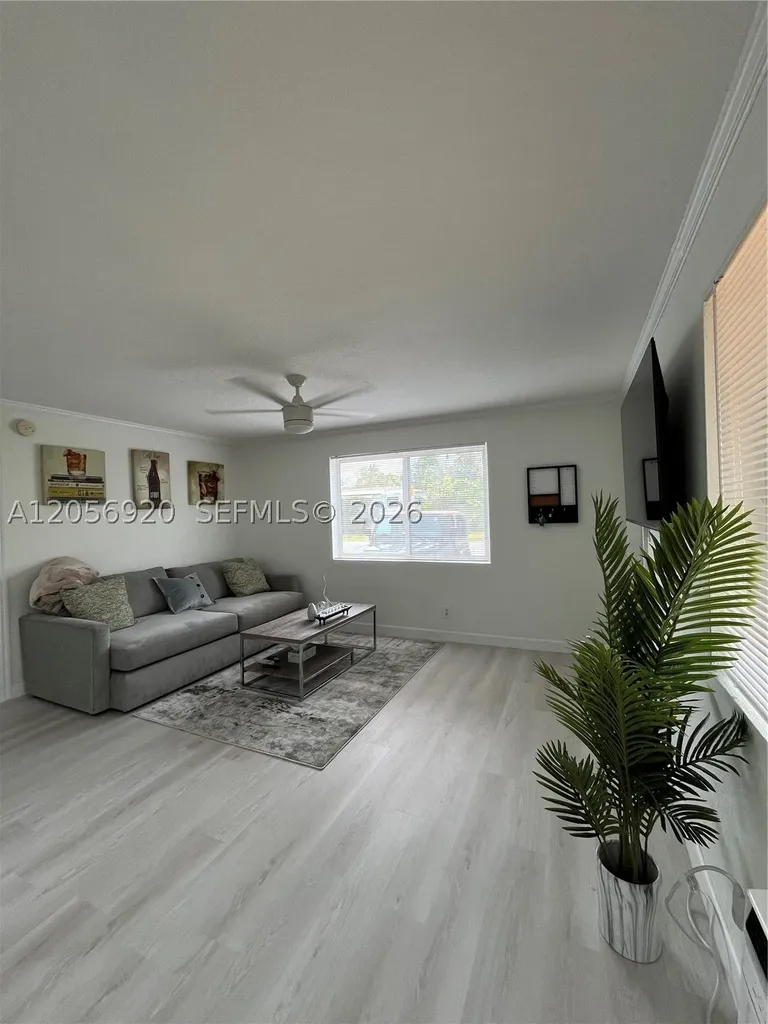 1808 NE 11th Avenue Fort Lauderdale FL 33305