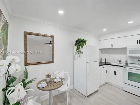 1808 NE 11th Avenue Fort Lauderdale FL 33305