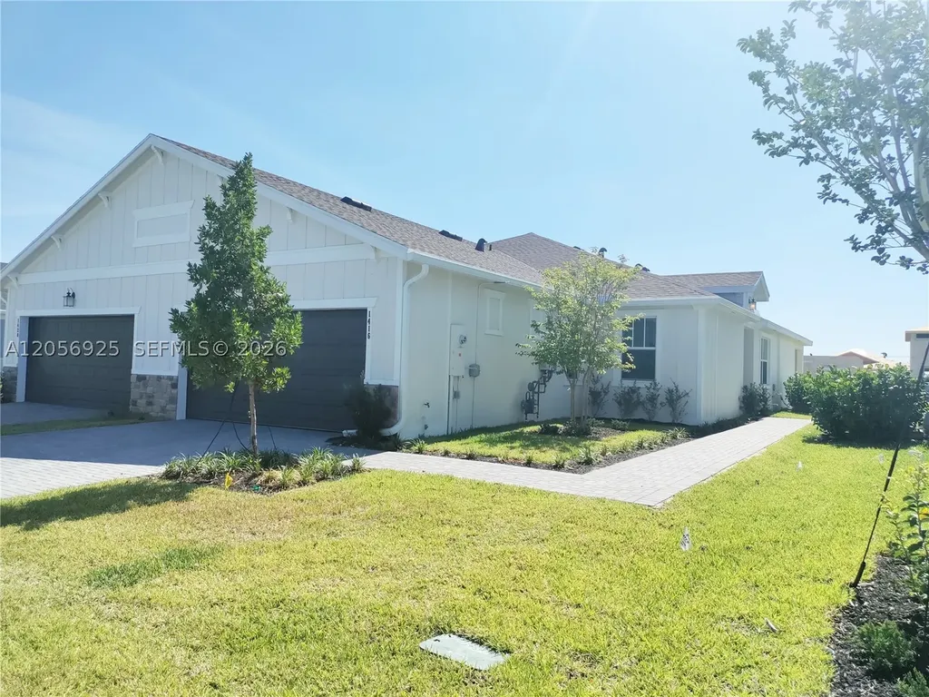1416 Haywagon Trail Loxahatchee FL 33470