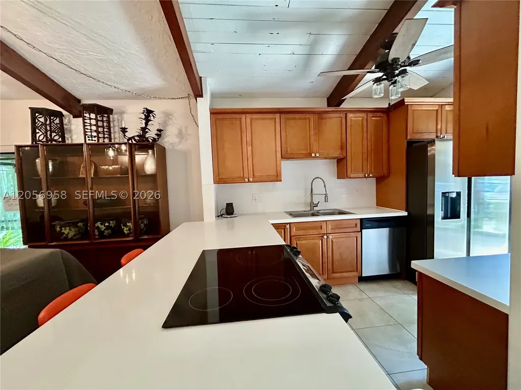 151 Essex Road Hollywood FL 33024