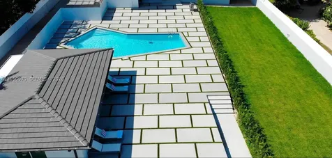 12040 SW 43rd Street Miami FL 33175