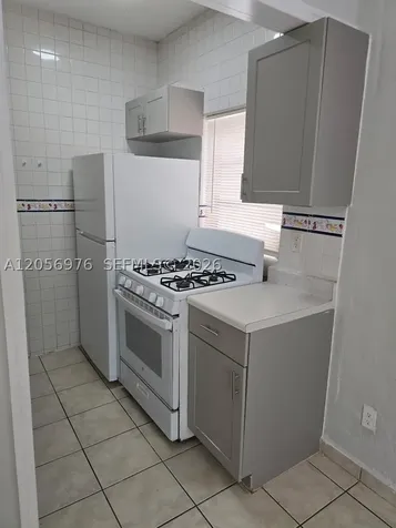 215 30th Street Miami Beach FL 33140
