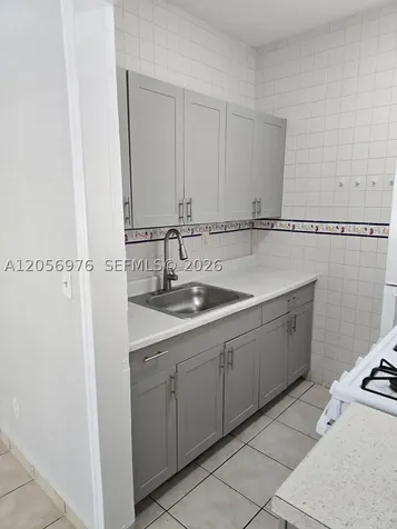 215 30th Street Miami Beach FL 33140