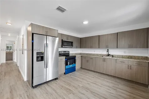 1884-1886 NW 64th Street Miami FL 33147