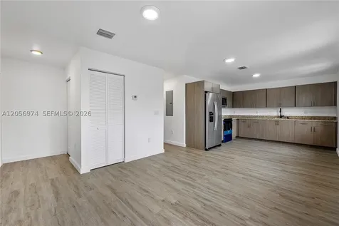 1884-1886 NW 64th Street Miami FL 33147