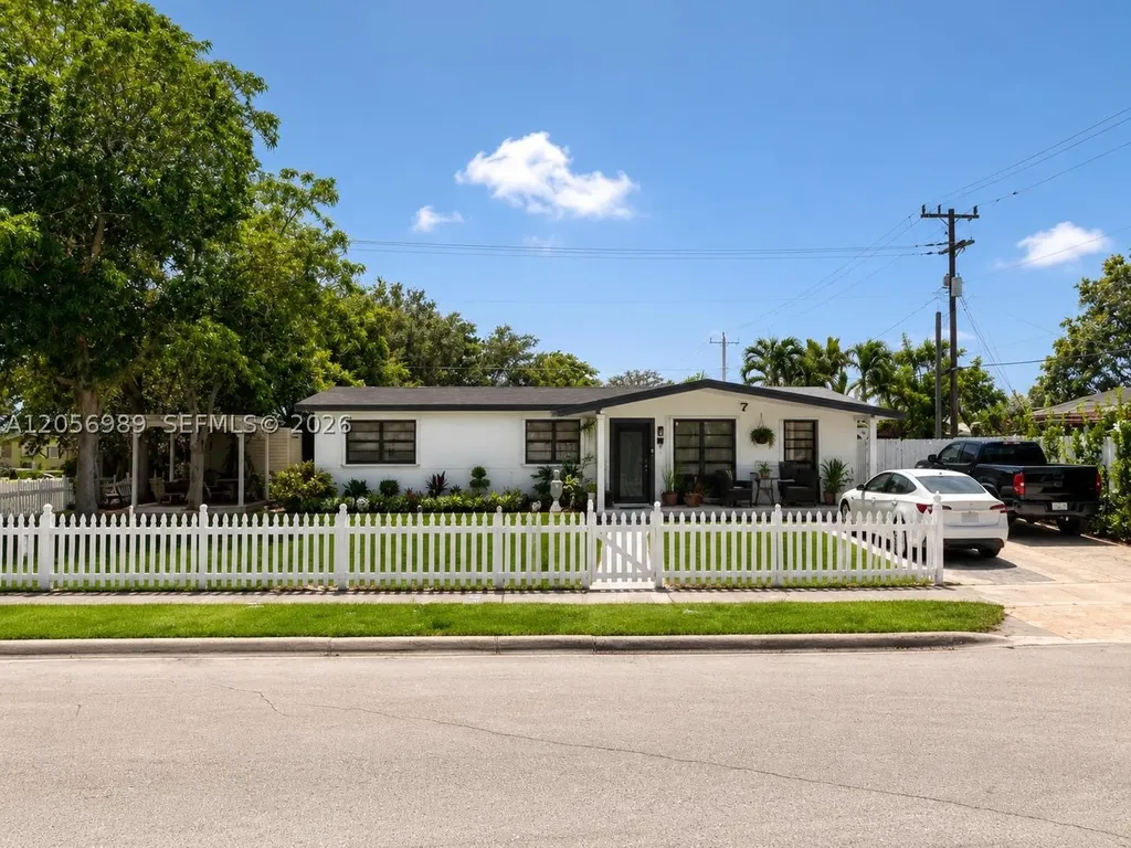 7061 Moseley Street Hollywood FL 33024