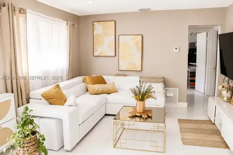 7061 Moseley Street Hollywood FL 33024